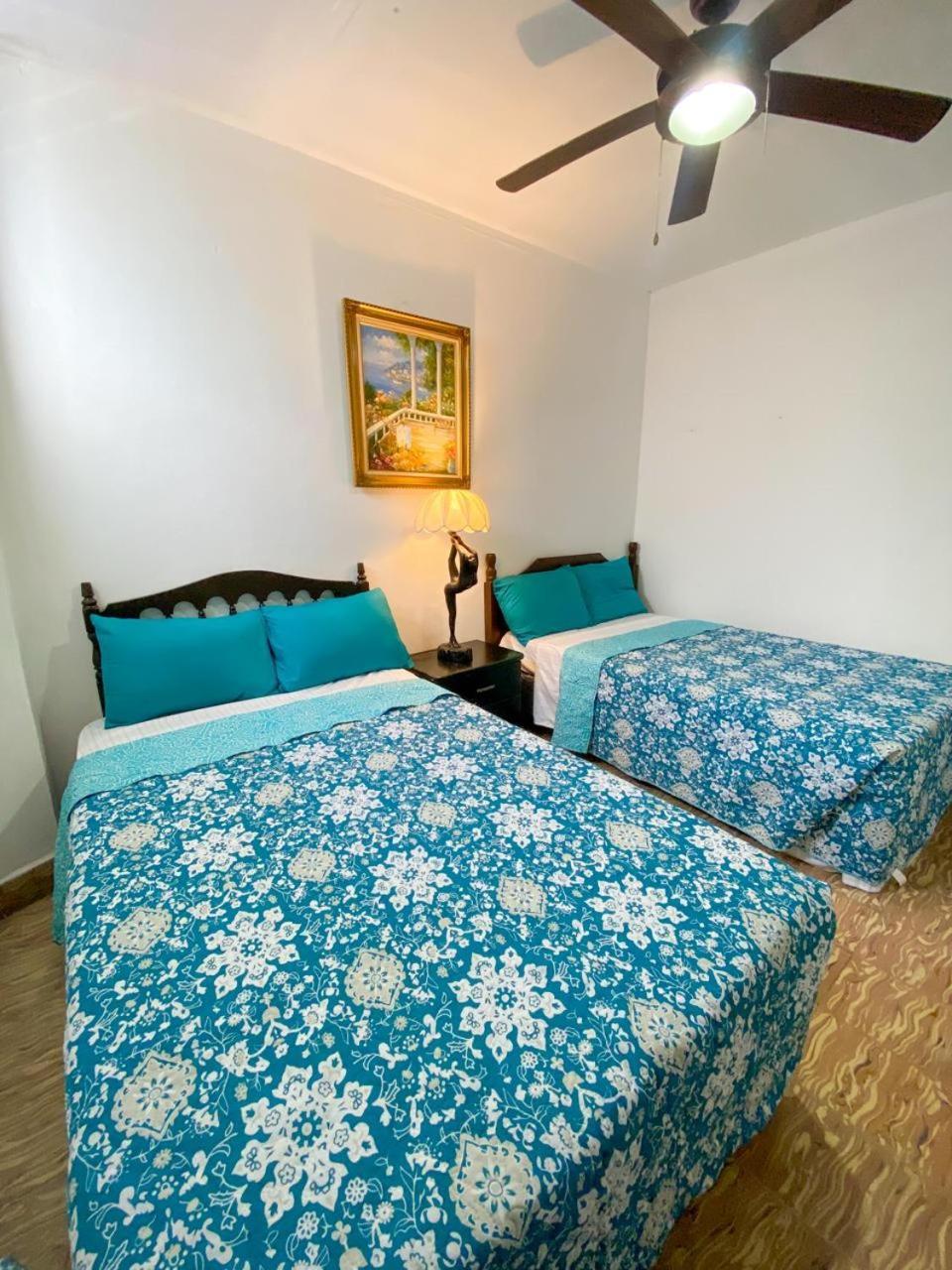 Hostal Velvet Plaza Santa Ana Luaran gambar