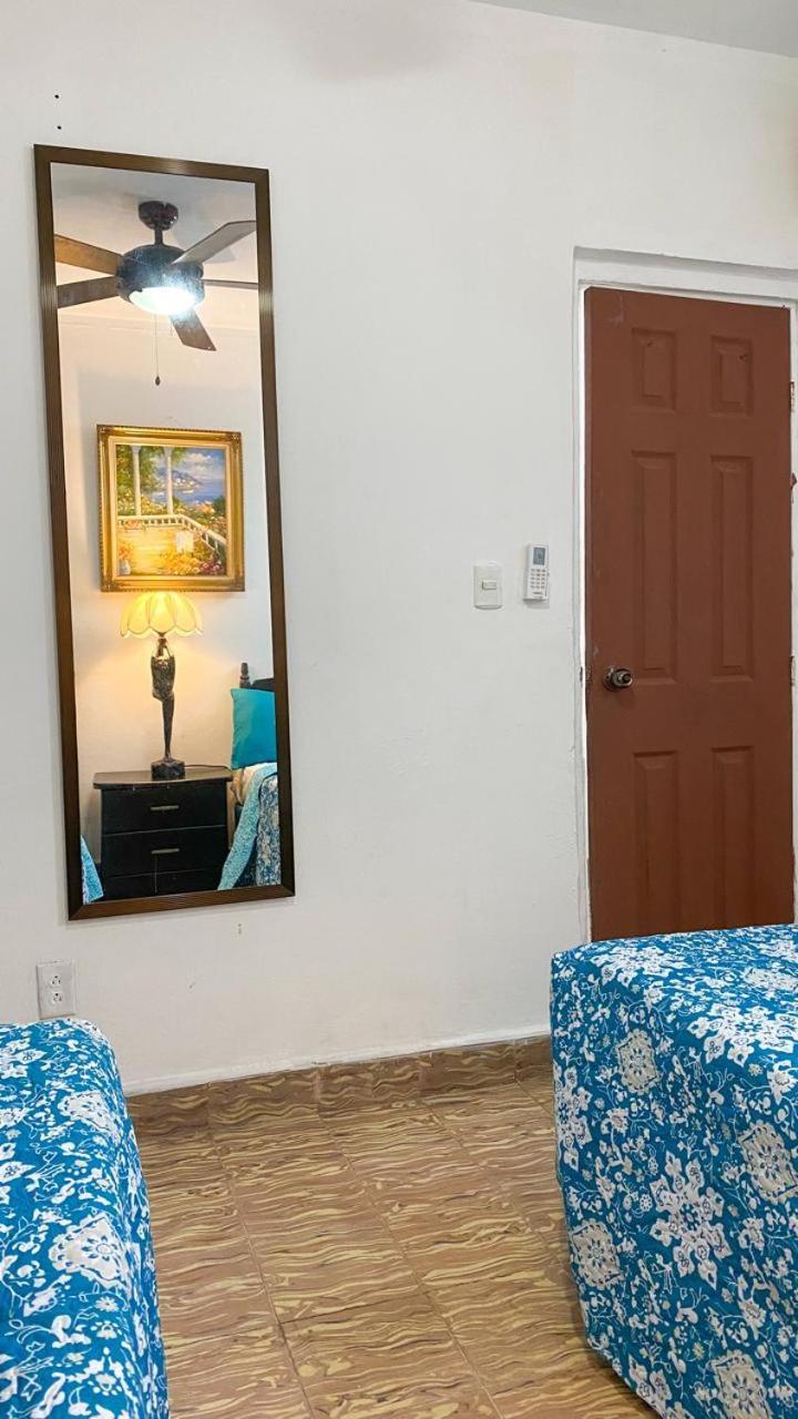 Hostal Velvet Plaza Santa Ana Luaran gambar